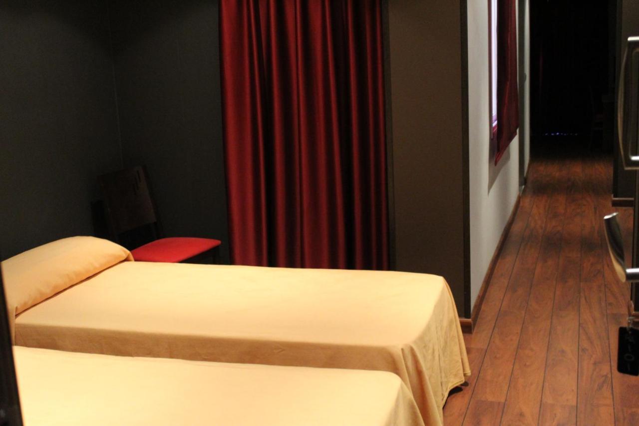 Hostal Royal Almorox Eksteriør billede