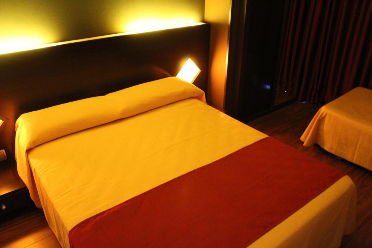 Hostal Royal Almorox Eksteriør billede